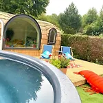 Au Vieux Moulin Bed & Breakfast 3*